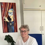 DTP Mitarbeiter Buchhalterin Frau Verena Kühnel, Ökonom